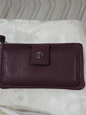 Giani Bernini Plum Leather Zip Wallet Clutch
